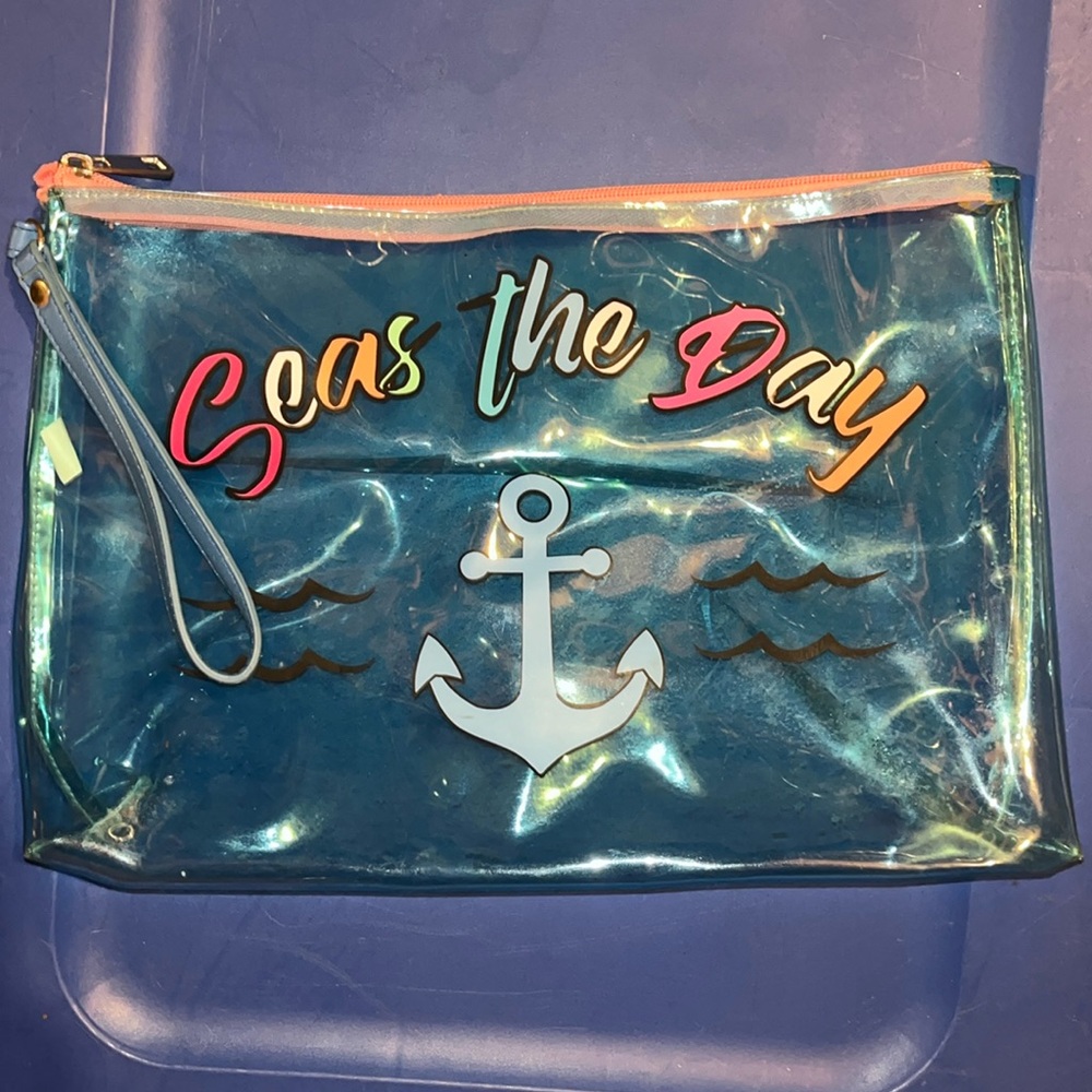 Beach bag or bathroom bag